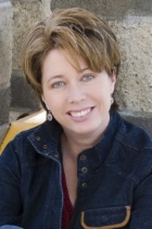 Portrait: Leslie J Morris